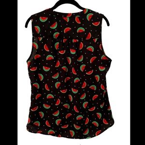 Soho Blouse, Size Medium, Red, Black, and Green.